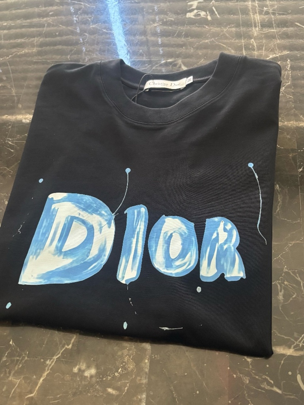 black Dior t shirt